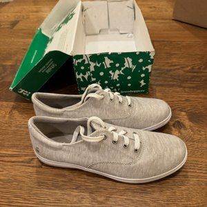 Grasshoppers lace up light gray sneakers (Janey II Light Grey)